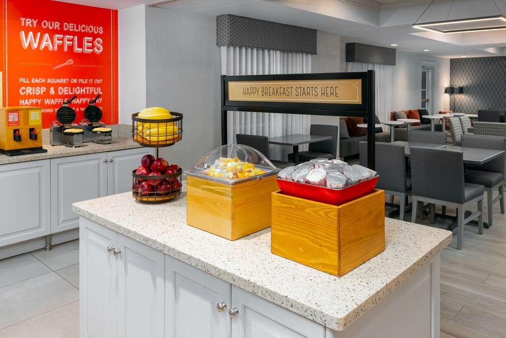 Hampton Inn Boston Bedford Burlington Биллерика Ресторан фото
