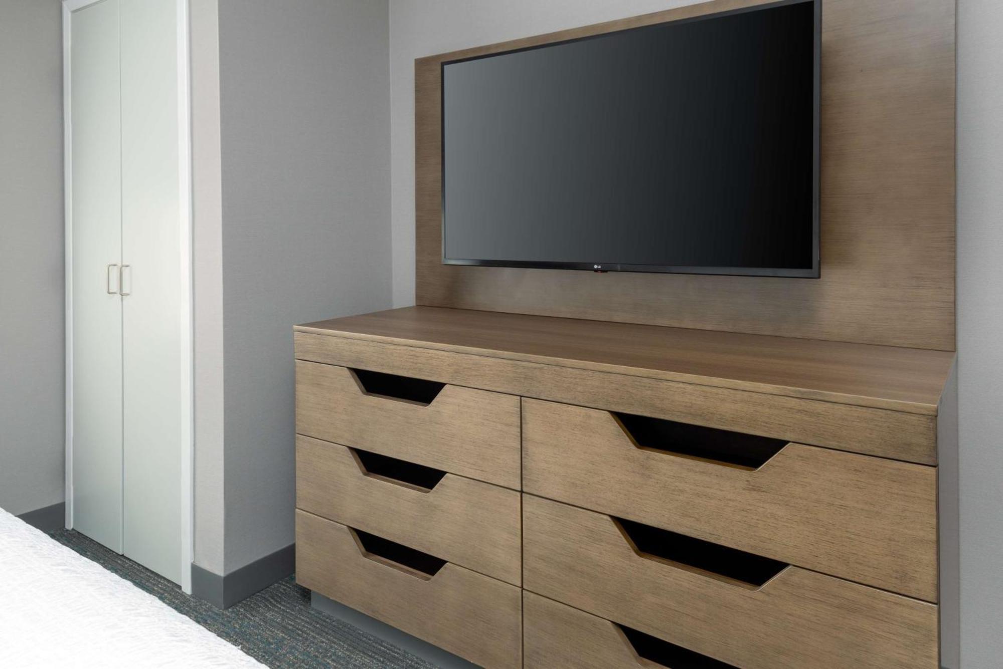 Hampton Inn Boston Bedford Burlington Биллерика Экстерьер фото